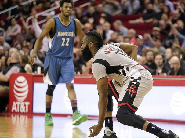 相较仍稍弱 相较仍稍弱