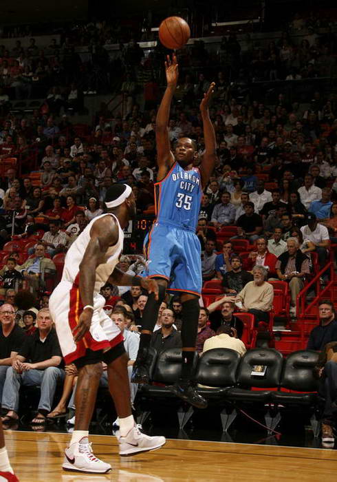 约罗的经历 约罗的经历