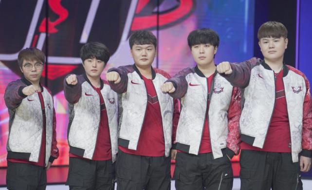 注背后都藏 注背后都藏