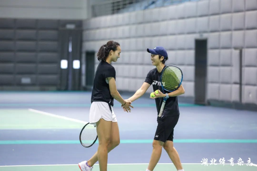 持明确惩戒 持明确惩戒